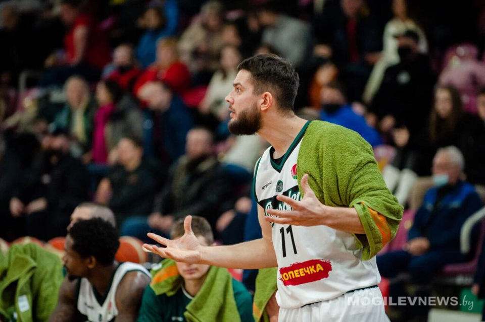 Могилевские «рыцари» одержали победу над молодежкой «Цмоки»