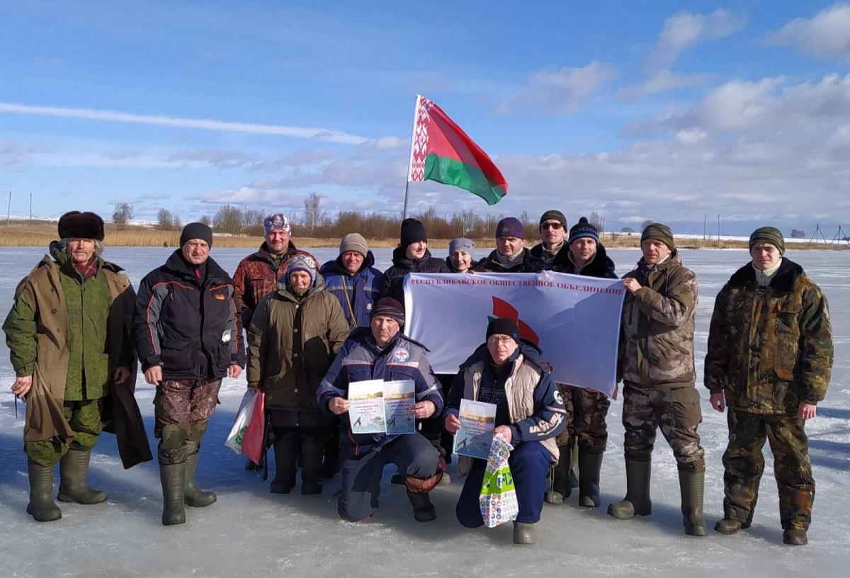Конкурс  по рыбной ловле на мормышку со льда прошел в  Кричевском районе