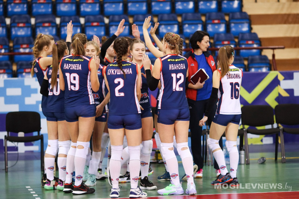 Волейболистки «Минчанки» приблизились к зоне плей-офф