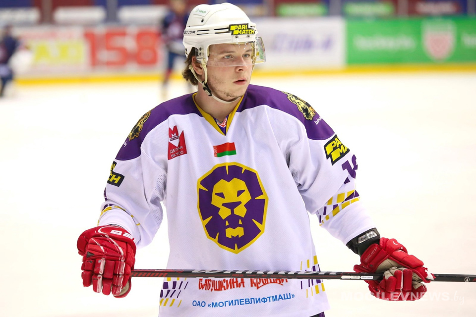 Могилевские хоккеисты крупно уступают «Металлургу» из Жлобина