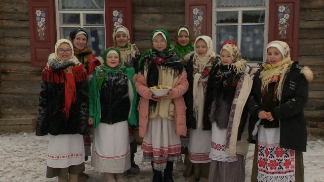 Детский калядный  обряд «Куры» проводят в Кличевском районе