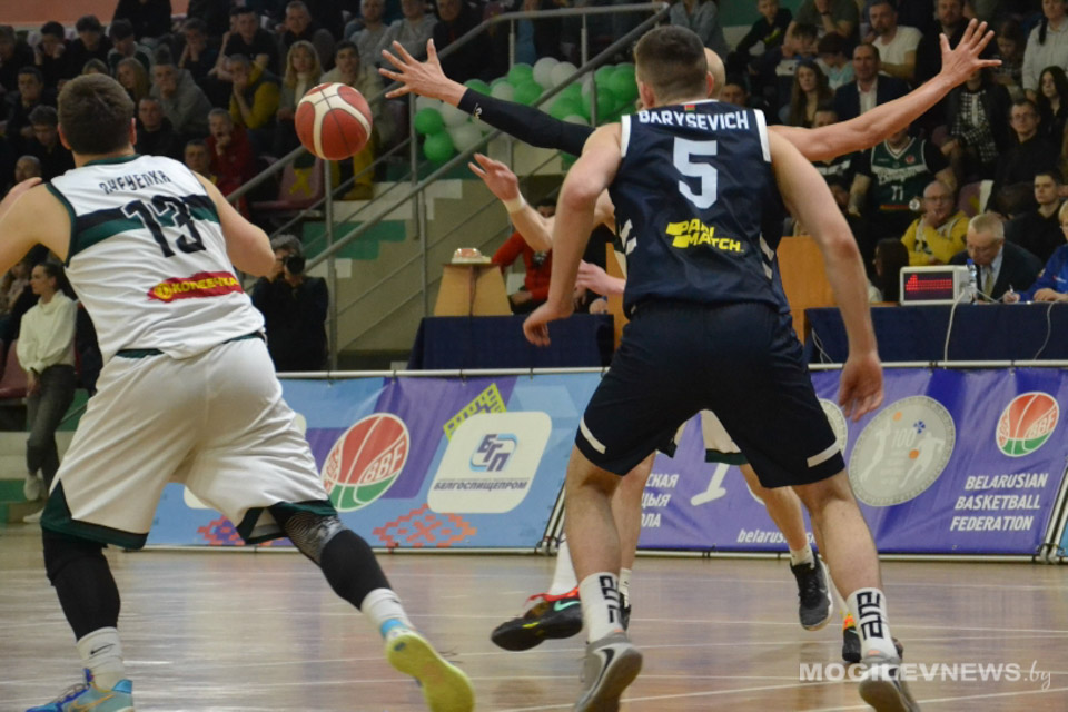 Баскетбол. «Борисфен» уступил «Цмоки Минск» в первом матче финальной серии Чемпионата Беларуси