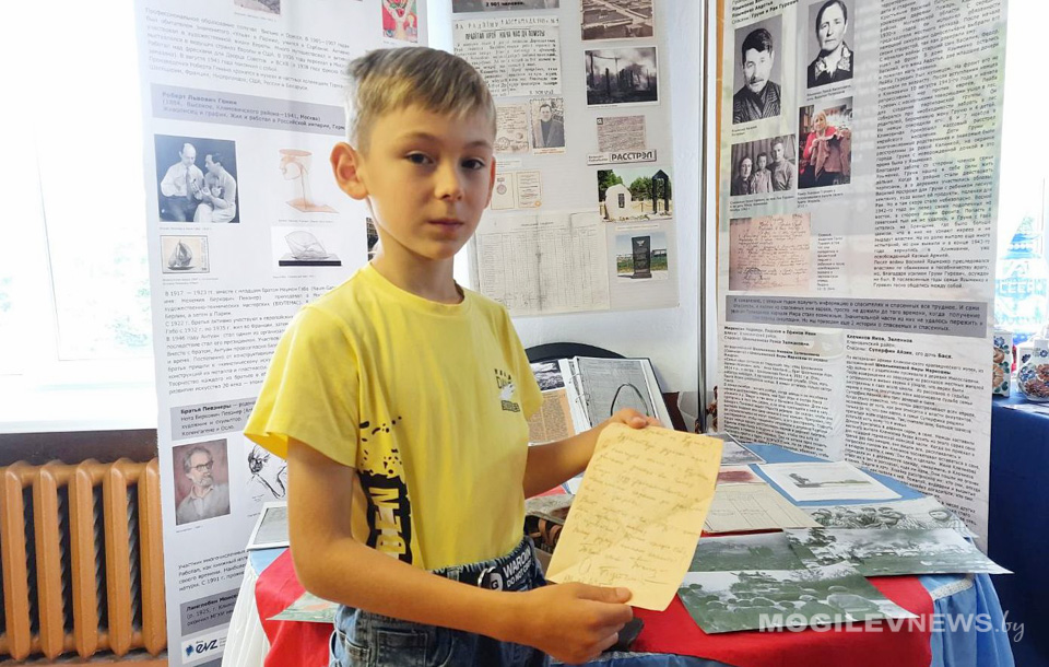 Анатолий Бутелин: Буду расплачиваться с фашистами за разрушения и зверства! Фото. Видео
