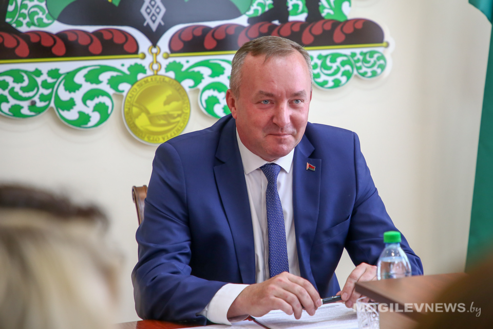 Леонид Мартынюк встретился с профессорско-преподавательским составом Горецкого района. Фото