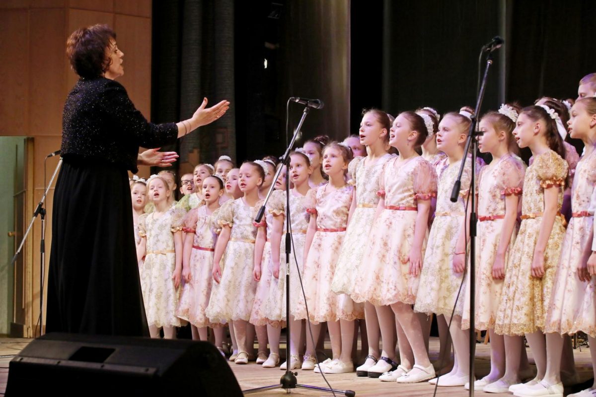 Юбилейный концерт творческих коллективов детской школы искусств №2 прошел в Бобруйске. Фото
