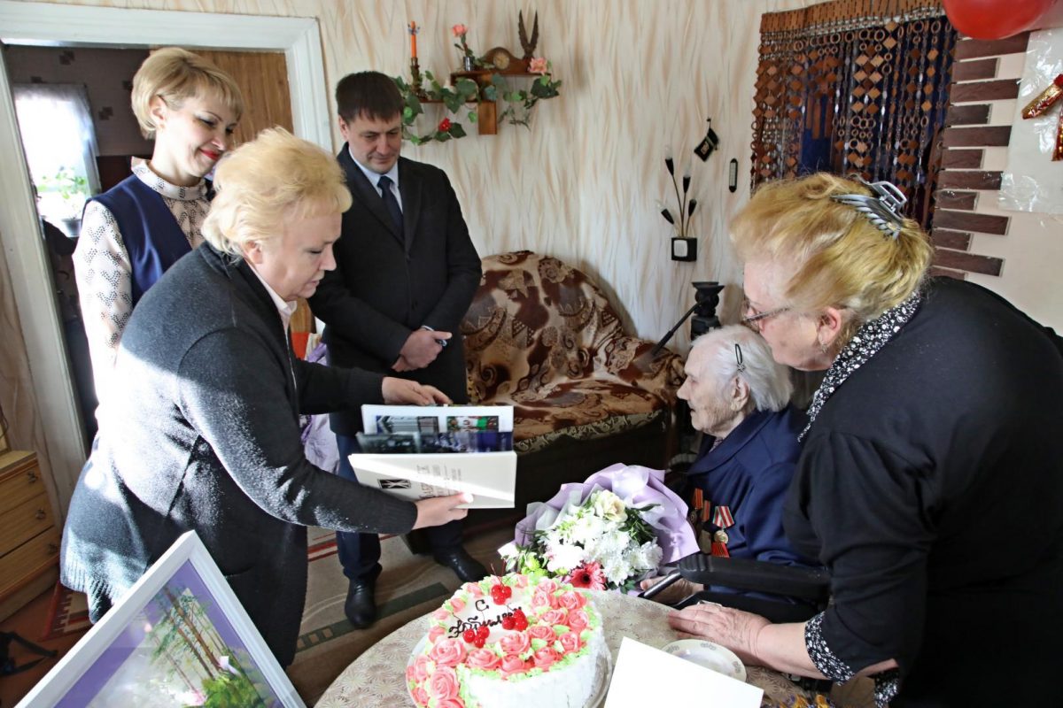 Ветеран Великой Отечественной войны из Бобруйска отметила 100-летний юбилей