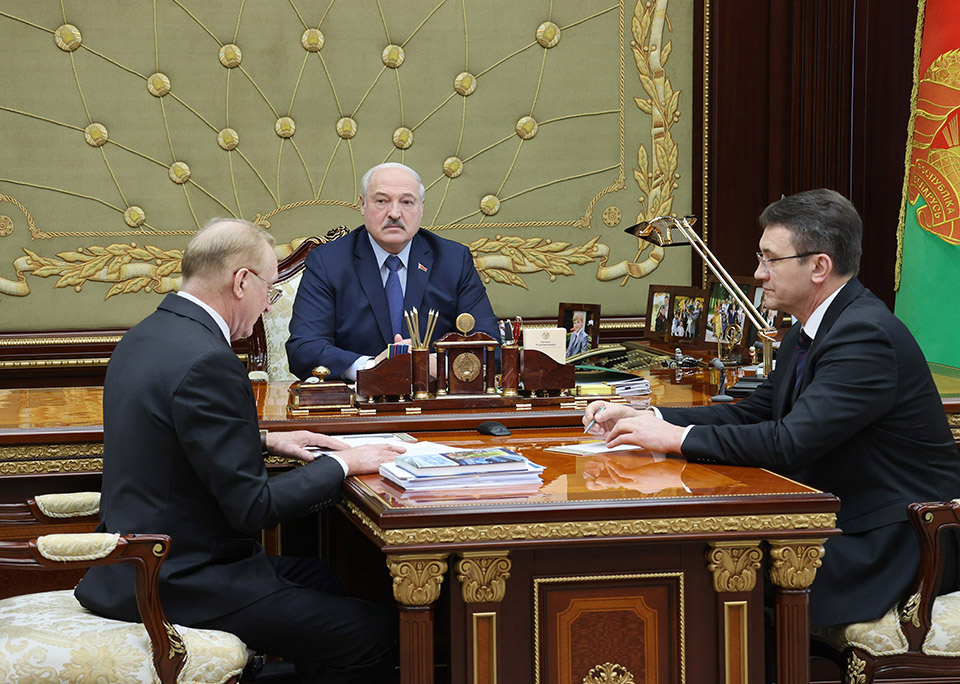 "Решение должно быть взвешенным". Александр Лукашенко о необходимости создания нового регулятора в цифровой сфере