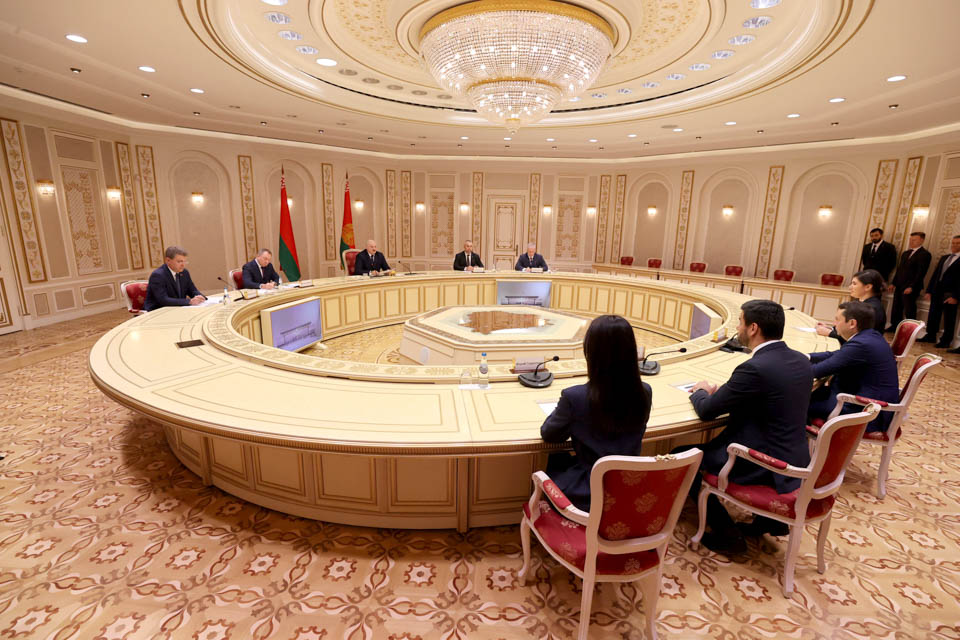 "Есть хорошие наработки". Лукашенко предложил Мурманской области выходить на новый уровень сотрудничества