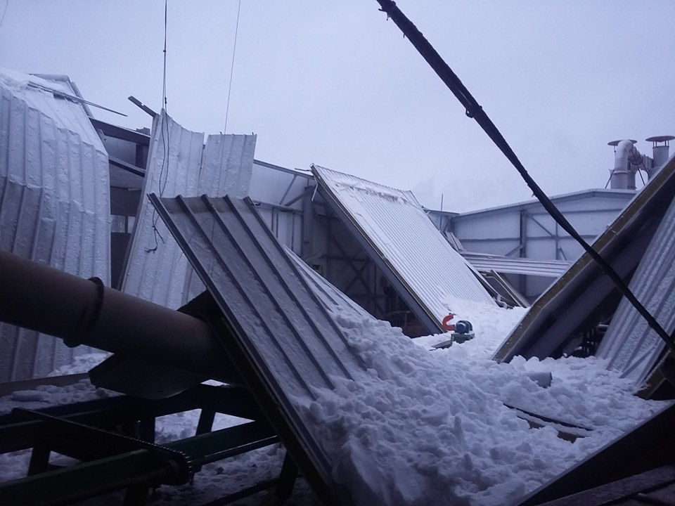 Обрушение кровли производственного здания произошло в Белыничском районе