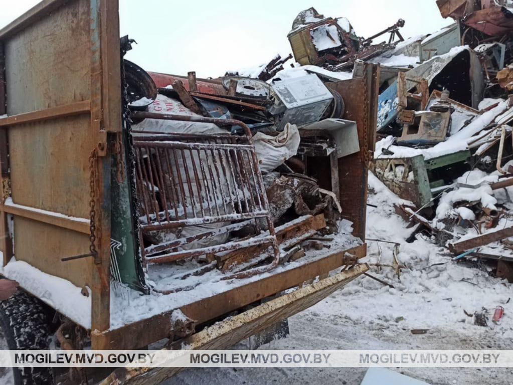 Машина с 4 тоннами лома черных металлов задержана в Горецком районе