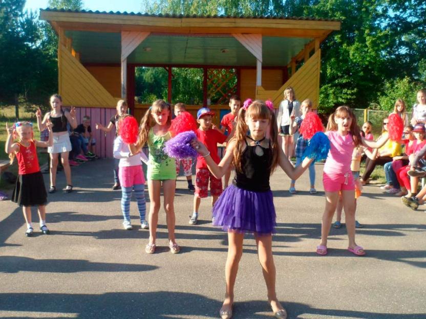 Решение о проведении "родительских дней" в круглосуточных лагерях принимается на местном уровне в зависимости от эпидситуации - Минобразования