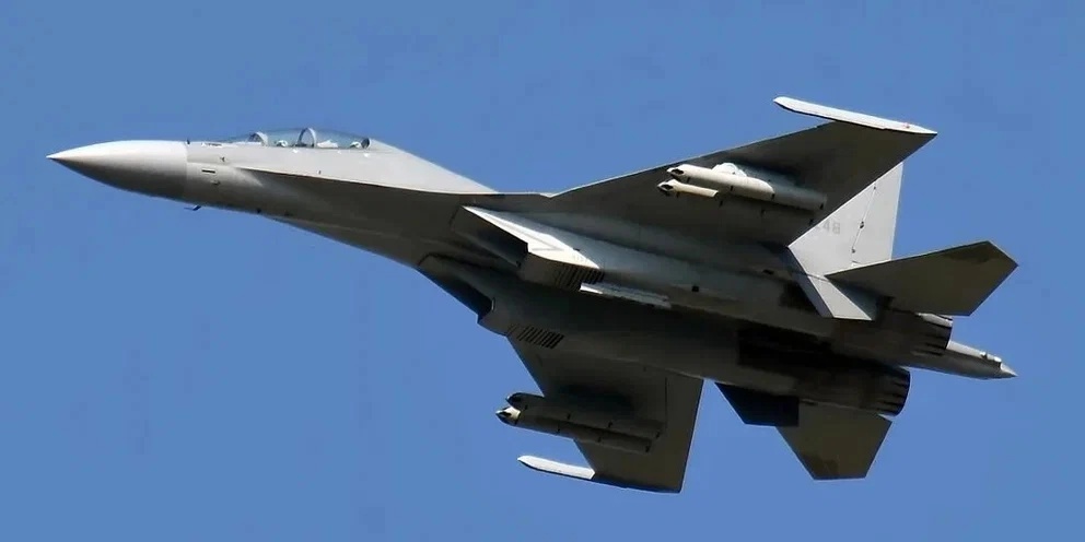 Четыре китайских истребителя вошли в опознавательную зону ПВО Тайваня