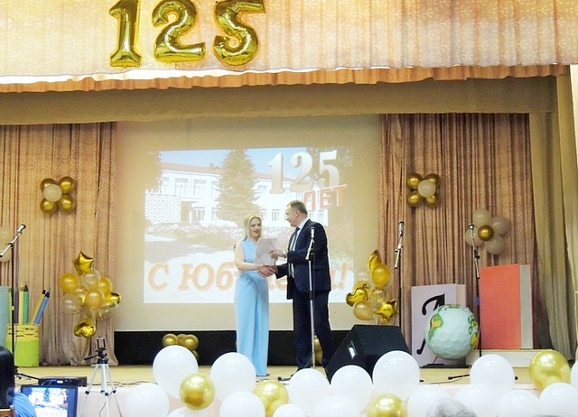 125-летний юбилей отметила Ленинская школа Горецкого района