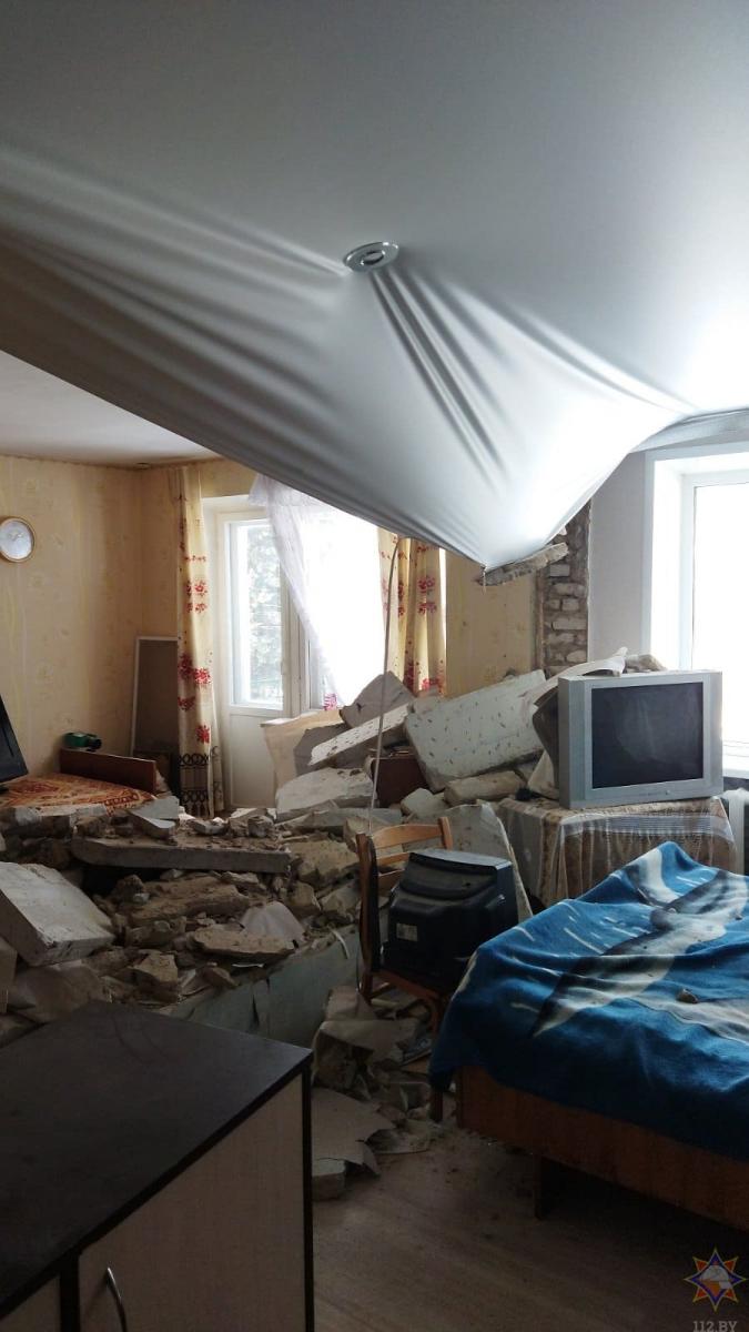 В трехэтажном доме в Кричеве обрушилась межквартирная перегородка