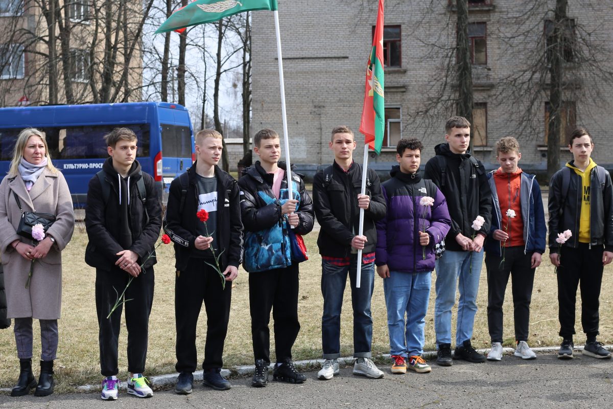 Митинг, посвященный памяти Героя Советского Союза Бориса Ковзана, прошел в Бобруйске. Фото