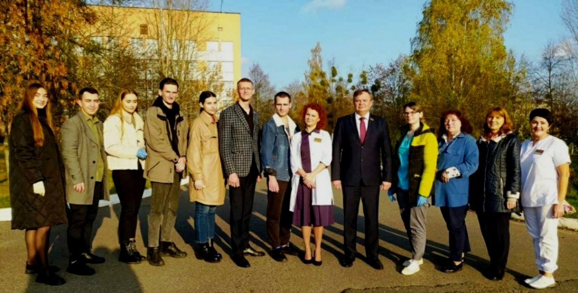 Аллею молодых специалистов заложили в Бобруйске