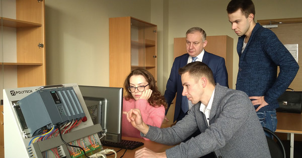 К открытию сетевой лаборатории интеллектуальной робототехники и киберфизических систем готовятся в БРУ