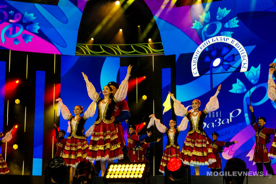 Зрелищным стал праздничный концерт торжественного открытия "Славянского базара в Витебске". Фото