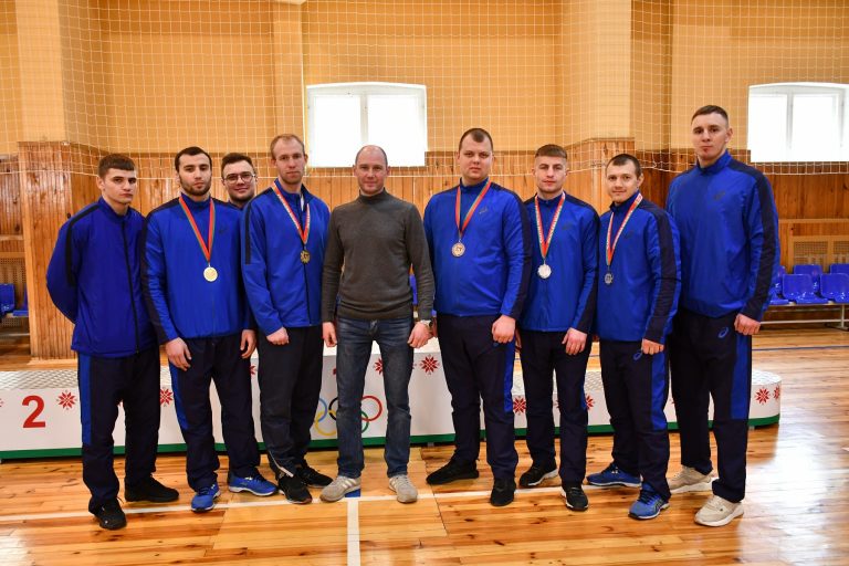 Команда Могилевского областного управления охраны заняла второе место на соревнованиях по рукопашному бою в Минске