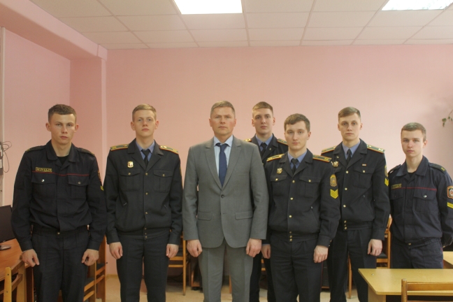 Начальник УГКСЭ по Могилевской области провел встречу с курсантами Академии МВД