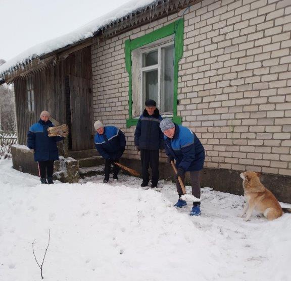 Акция «Мы рядом», направленная на помощь одиноким инвалидам, проходит в Черикове