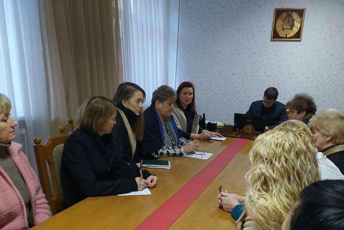 Обсуждение проекта изменений и дополнений Конституции провела облорганизация профсоюза в ряде организаций Бобруйска