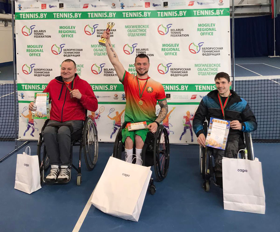 Открытый турнир по теннису среди теннисистов на колясках прошел в Могилеве