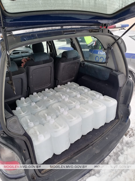 У бобруйчанина изъяли 3890 литров спиртосодержащей жидкости