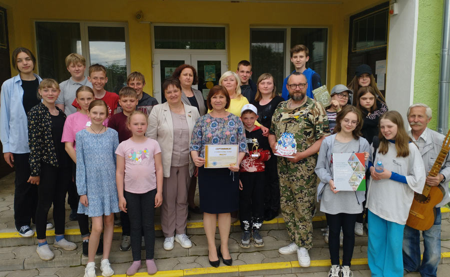 Старшеклассники   из Витебской СШ № 18 " имени В.С.Сметанина  посетили исторические объекты Приднепровского края