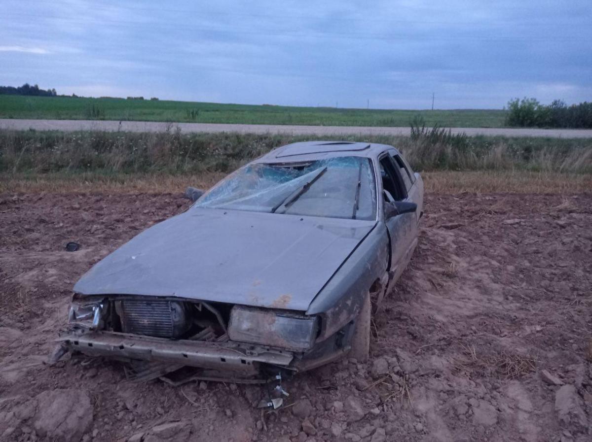 Audi опрокинулся в Чериковском районе