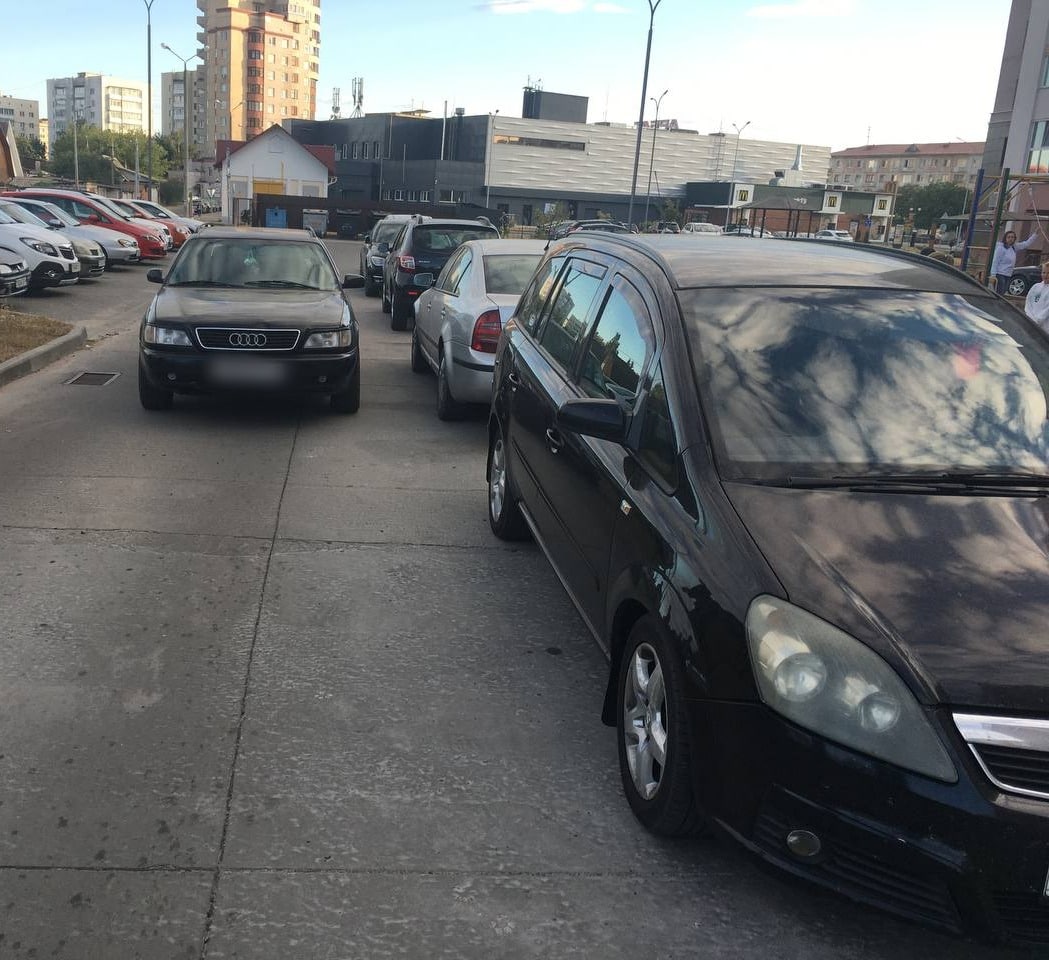 11-летняя девочка в Могилеве попала под машину