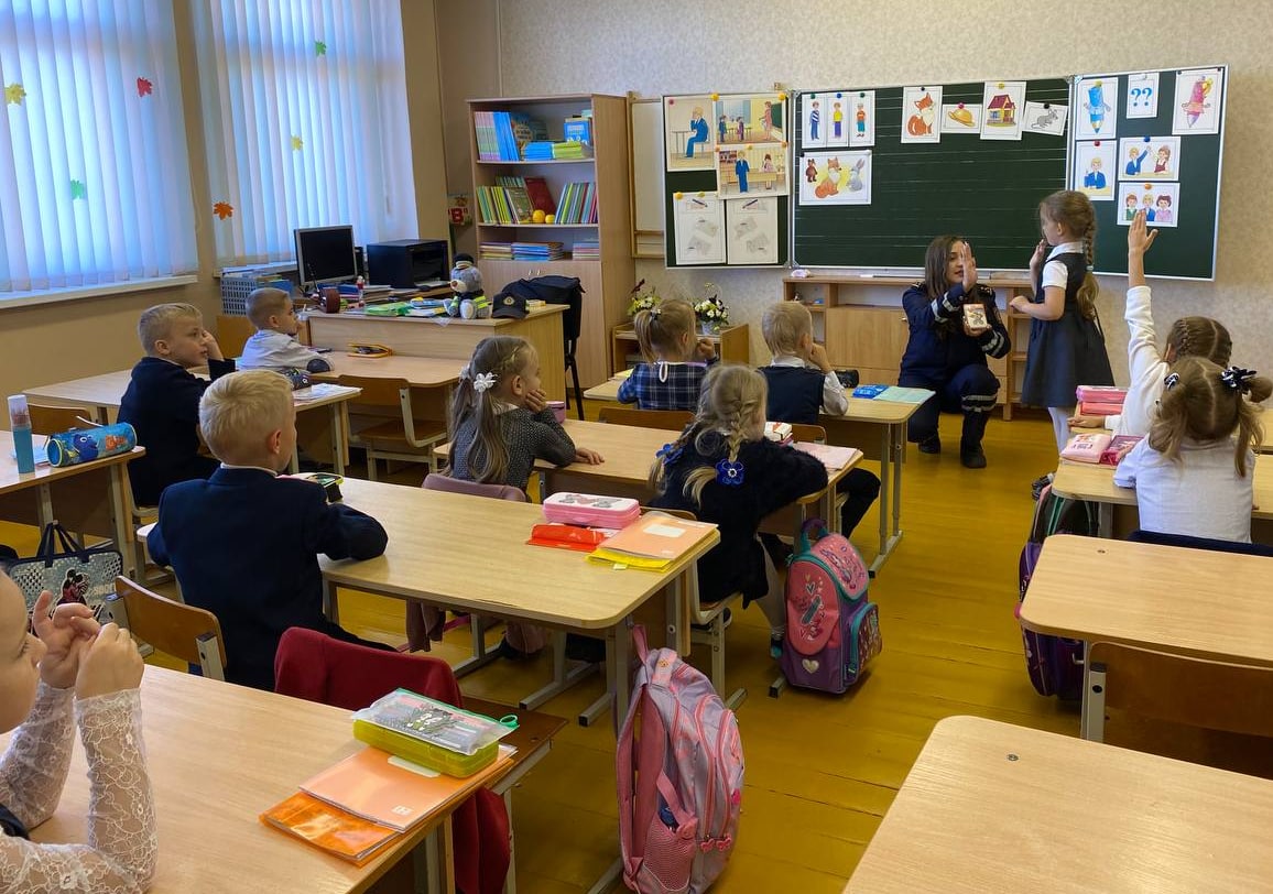 Сотрудники ГАИ Горецкого РОВД посетили каждую школу района