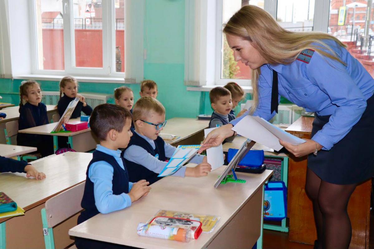 Урок безопасности провели сотрудники ГАИ в Могилеве для школьников