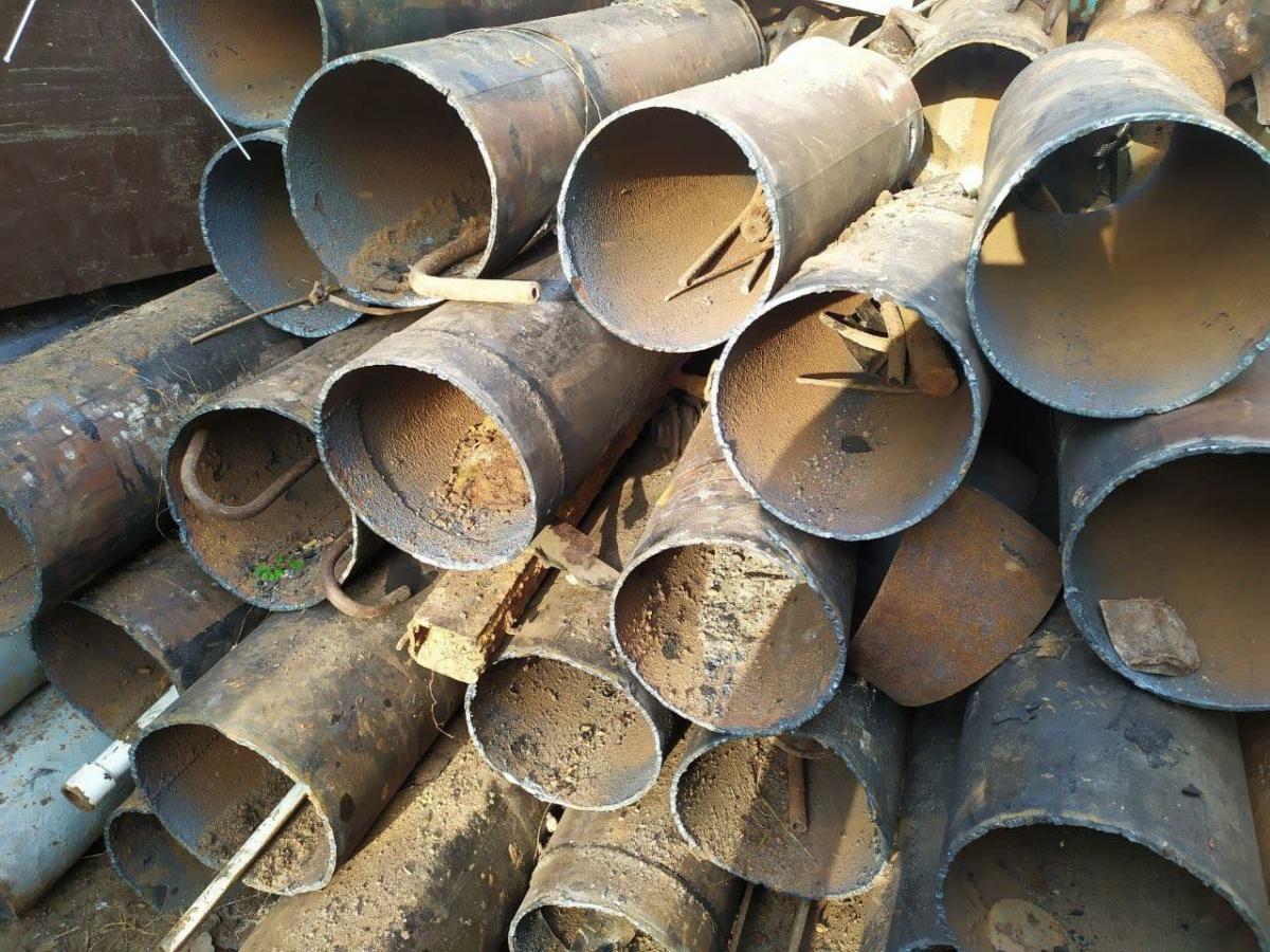 Трое мужчин в Могилеве похитили около двух тонн металлических труб