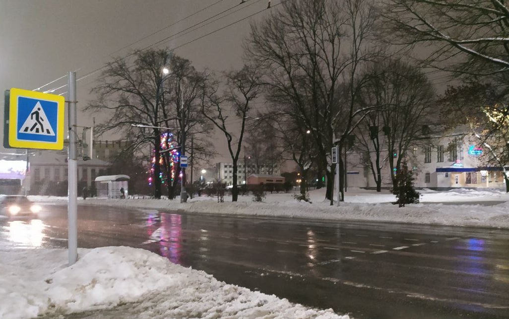 Очевидцев ДТП около кинотеатра "Космос" ищут в Могилеве