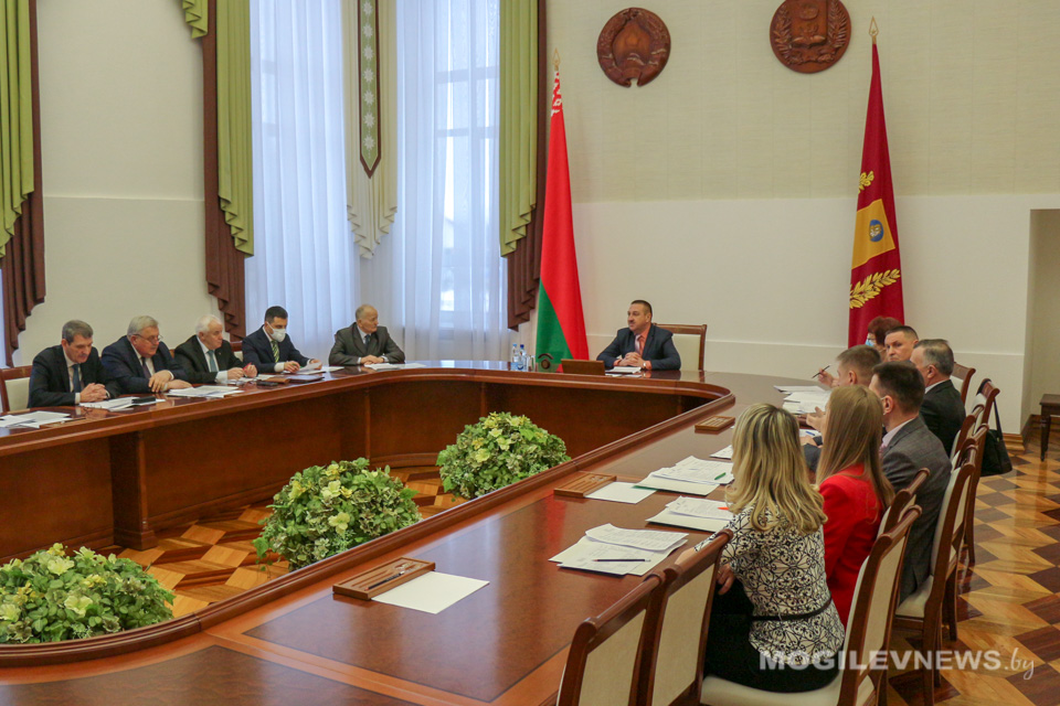 Областная комиссия по референдуму приступила к работе