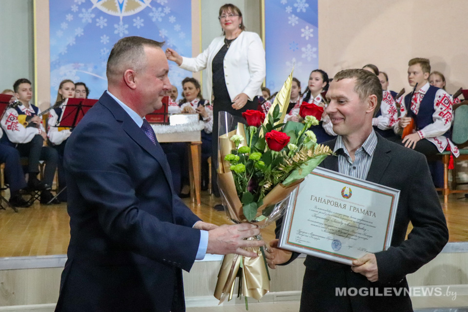 В Могилевском колледже искусств прошел «Большой новогодний концерт». Фото