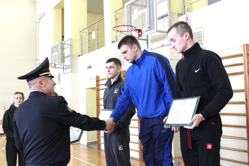 Пловцы Климовичского отдела охраны завоевали первое место на областных соревнованиях
