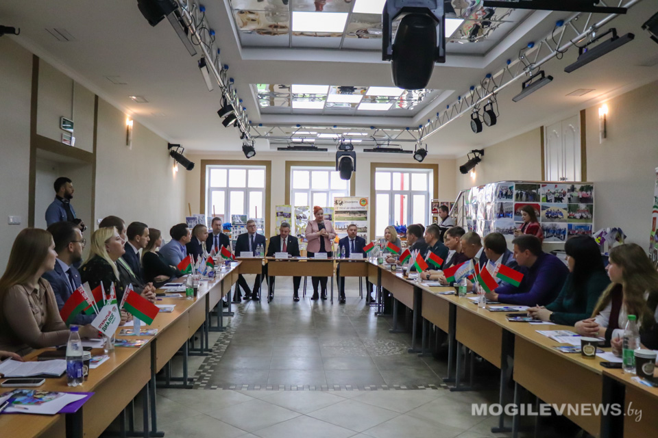 Областной форум молодых парламентариев прошёл в Чаусах. Фото