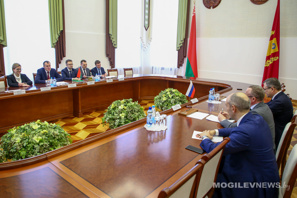 Могилевскую область с рабочим визитом посетила делегация Новосибирской области. Фото