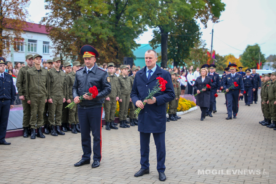 В Костюковичах торжественно открыли военно-патриотический клуб «Зубр». Фото
