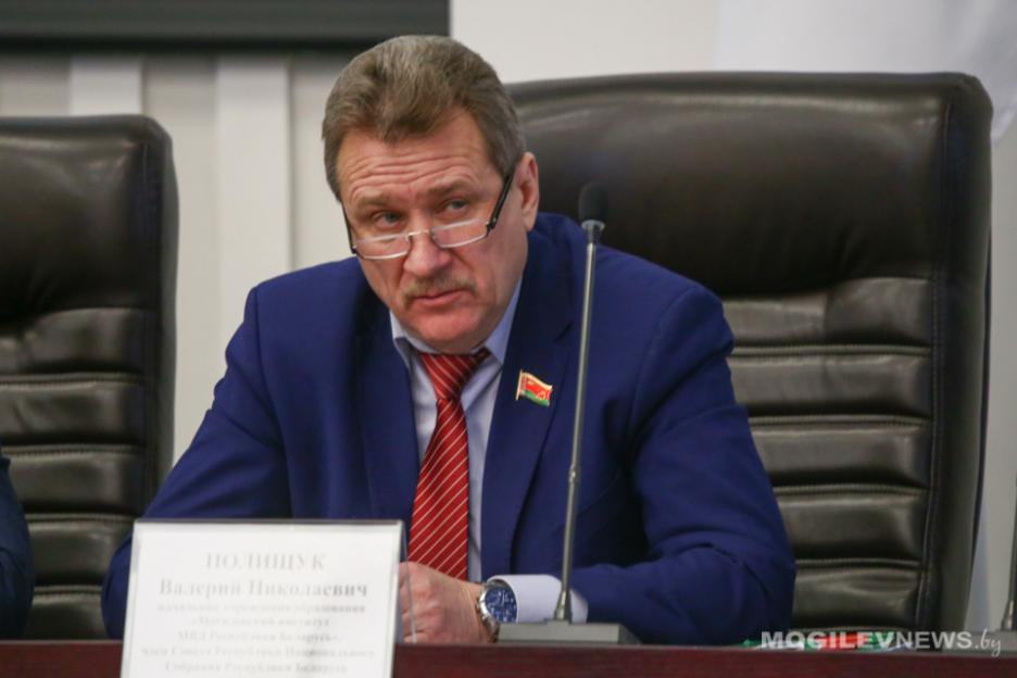 Валерий Полищук: нужно смело принимать новый проект Конституции