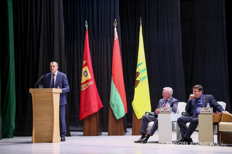 Анатолий Исаченко продолжает встречи с активами районов Могилевской области