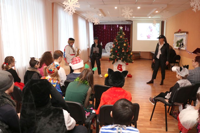 В Мстиславле поздравили детей, воспитывающихся в замещающих семьях