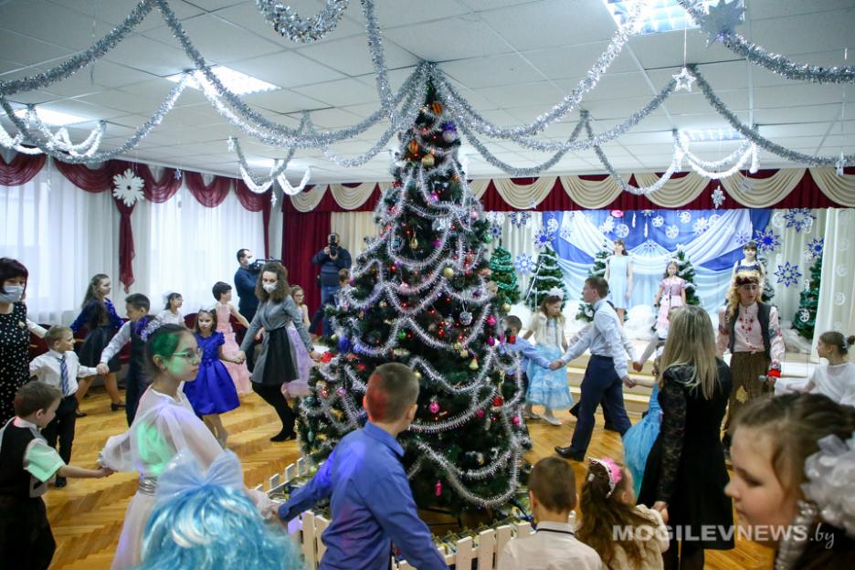 Благотворительный марафон «Согреем детские сердца» стартовал 1 декабря в Могилевской области