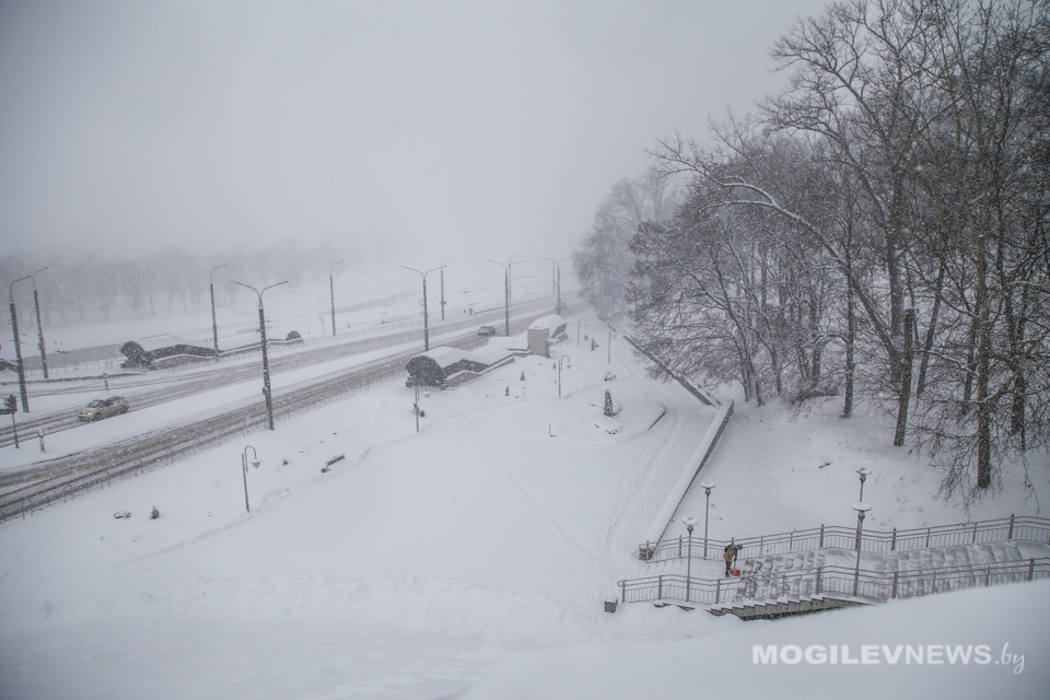 Погода на выходные: сильный мокрый снег в субботу и до -11°С в воскресенье