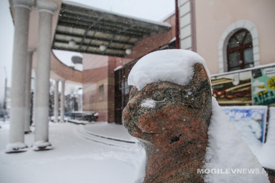 Погода на выходные: оранжевый уровень опасности в связи сильным мокрым снегом и гололедицей
