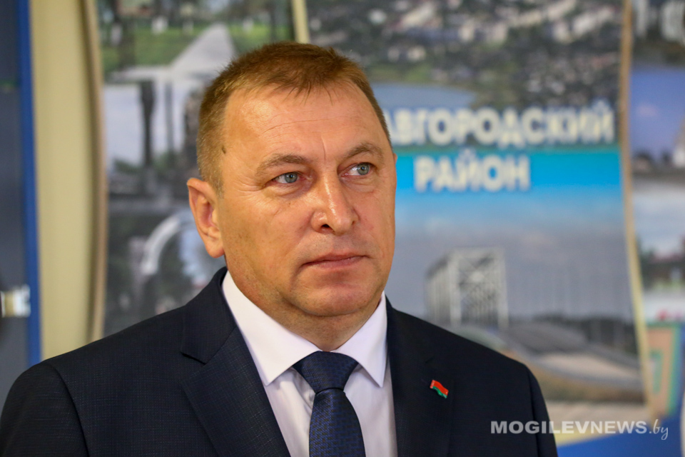 Андрей Кожемякин утверждён в должности председателя Славгородского райисполкома. Фото