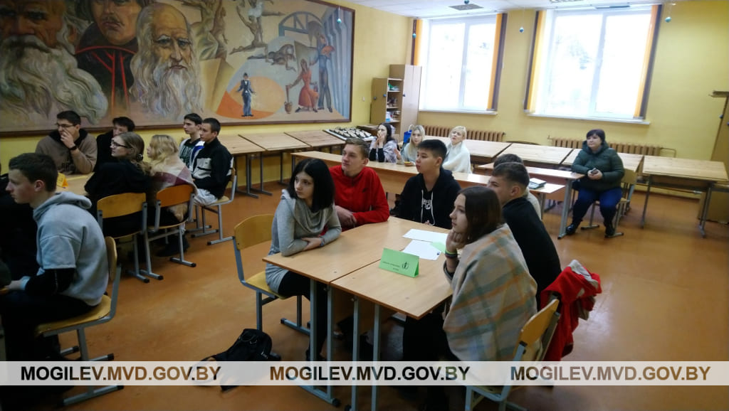 Интеллектуальный турнир «Знатоки права» прошел в Бобруйске