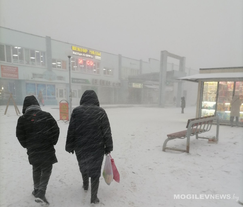 Оранжевый уровень опасности из-за сильного снегопада объявлен в Могилевской области 3 января
